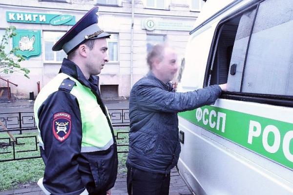 Должников на&nbsp;дорогах Ставрополья ловят полицейские и&nbsp;приставы